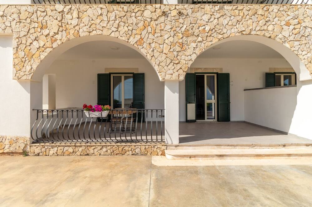 Photo of Patio Balcony in Cava dʼAliga