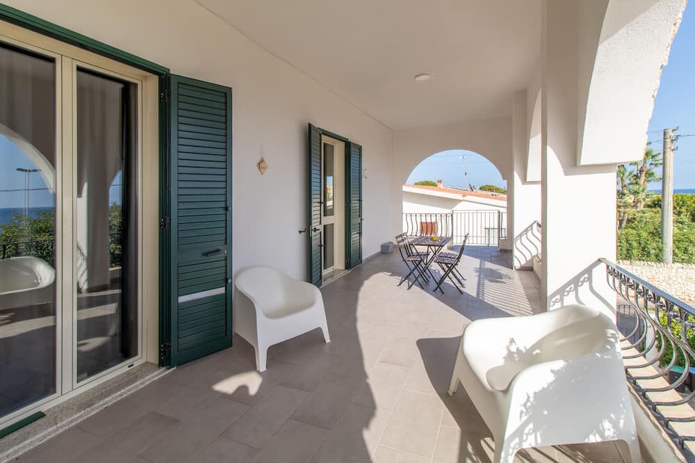 Photo of Patio Balcony in Cava dʼAliga