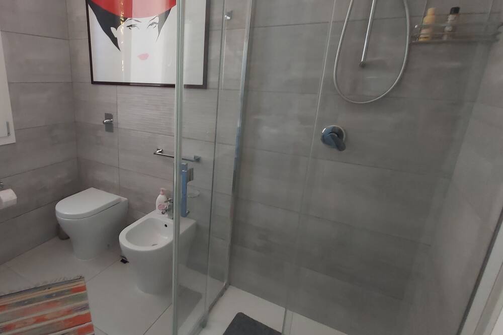 Photo of Bathroom in Castelvetrano