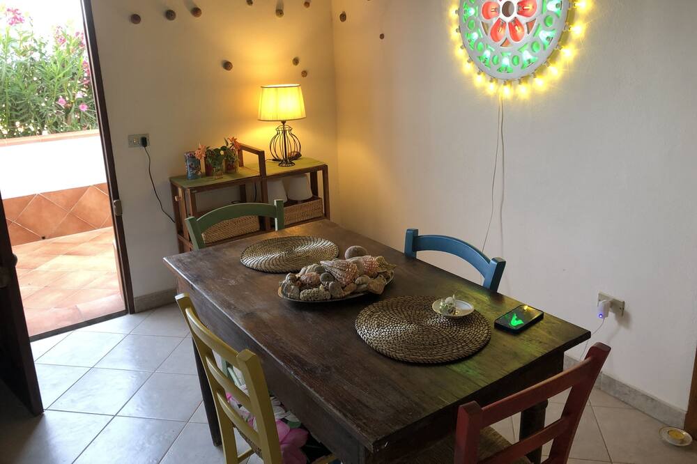 Photo of Kitchen in Linosa