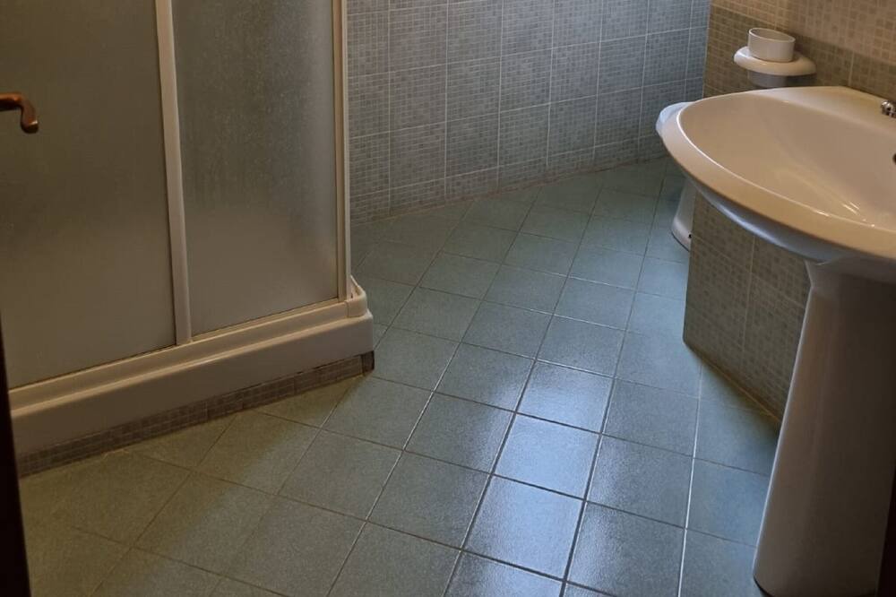 Photo of Bathroom in Castelluzzo