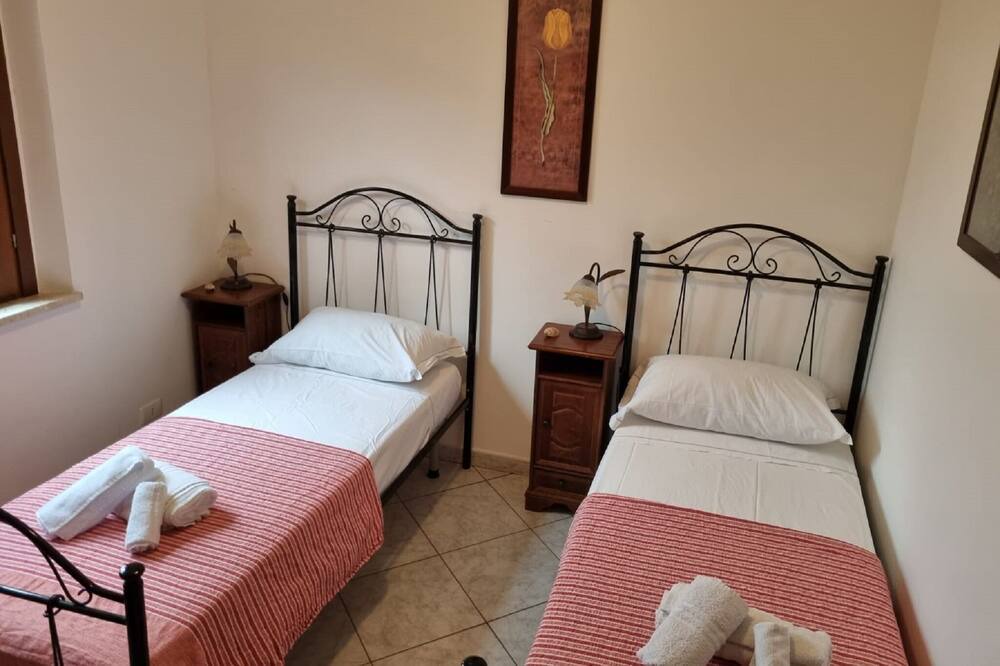 Photo of Bedroom in Castelluzzo