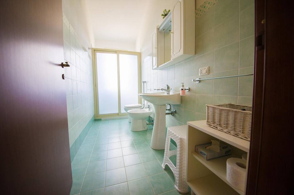 Photo of Bathroom in Mazara del Vallo