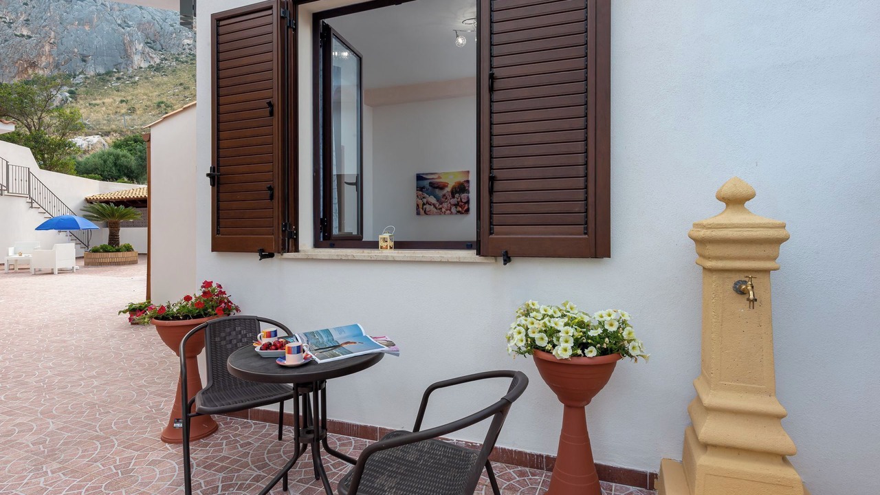 Photo of Patio Balcony in Macari