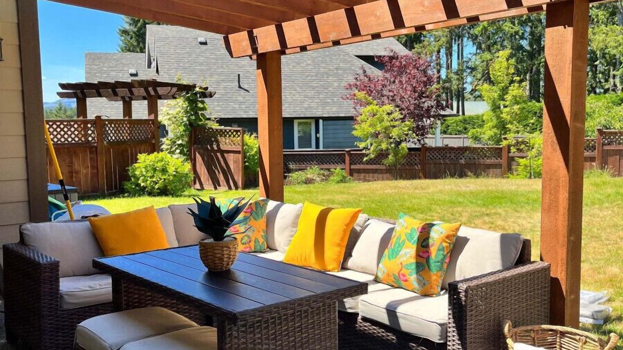 Photo of Patio Balcony in Mill Bay