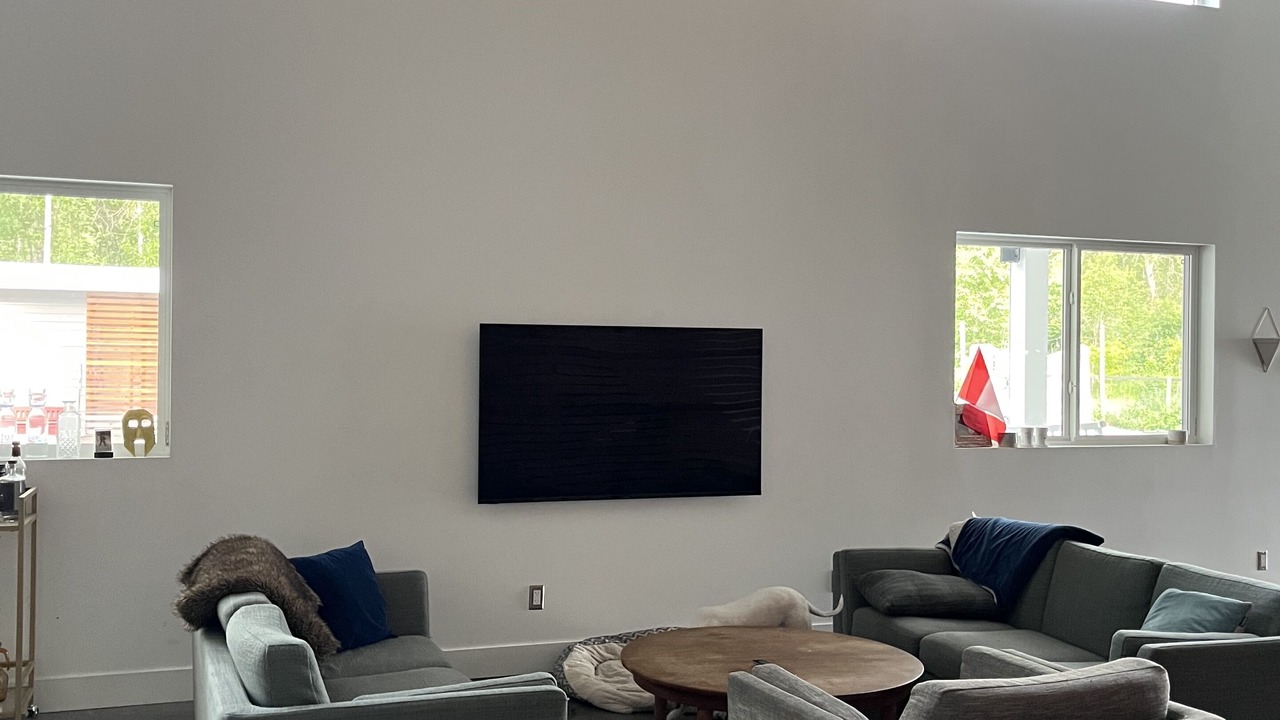 Photo of Livingroom in Southeast Kelowna