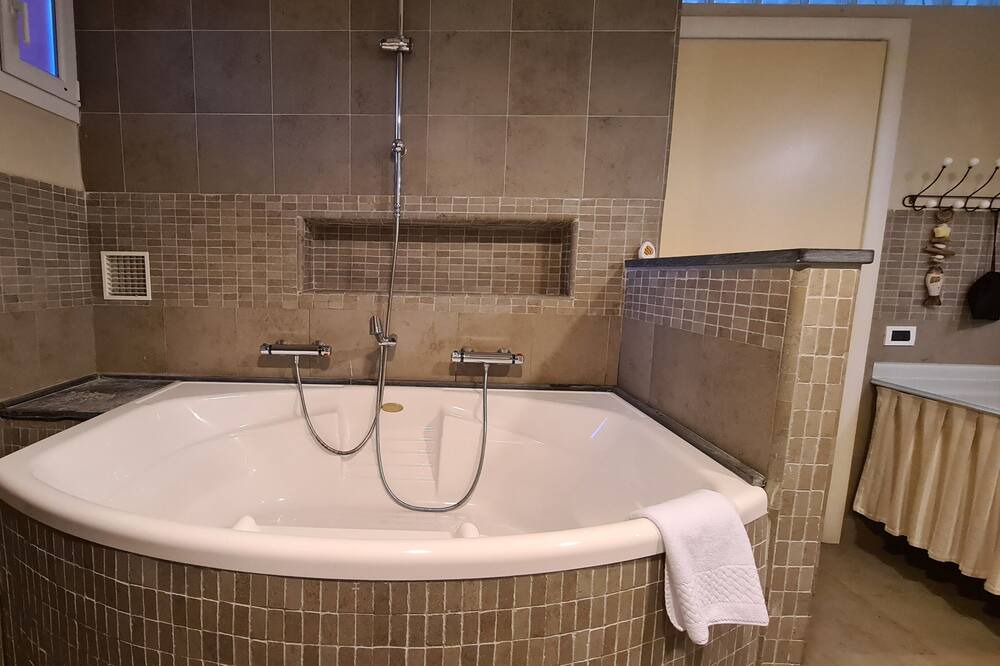 Photo of Bathroom in La Foce