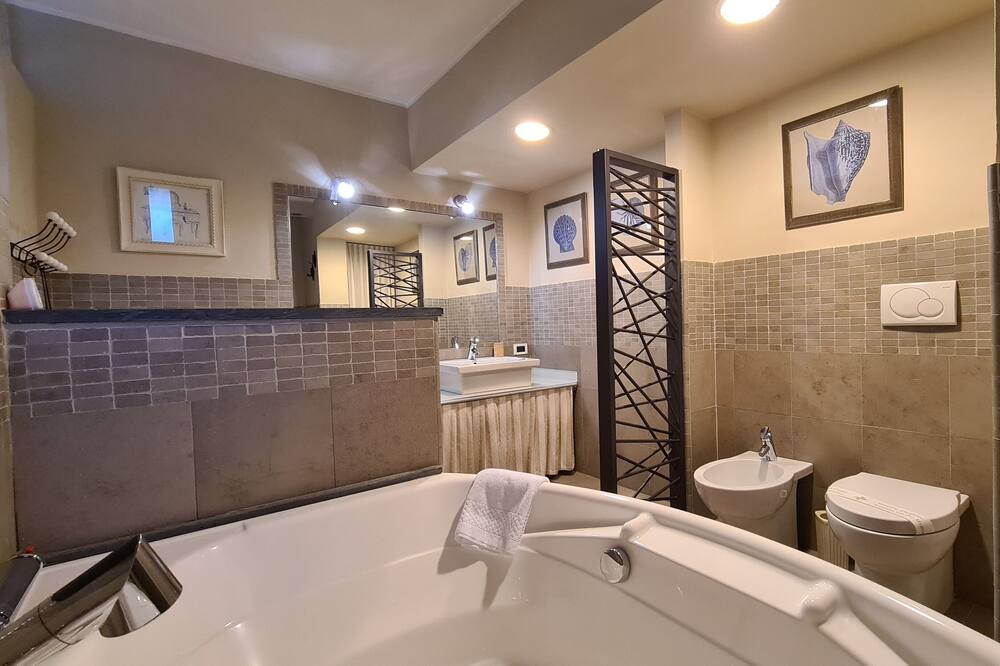 Photo of Bathroom in La Foce