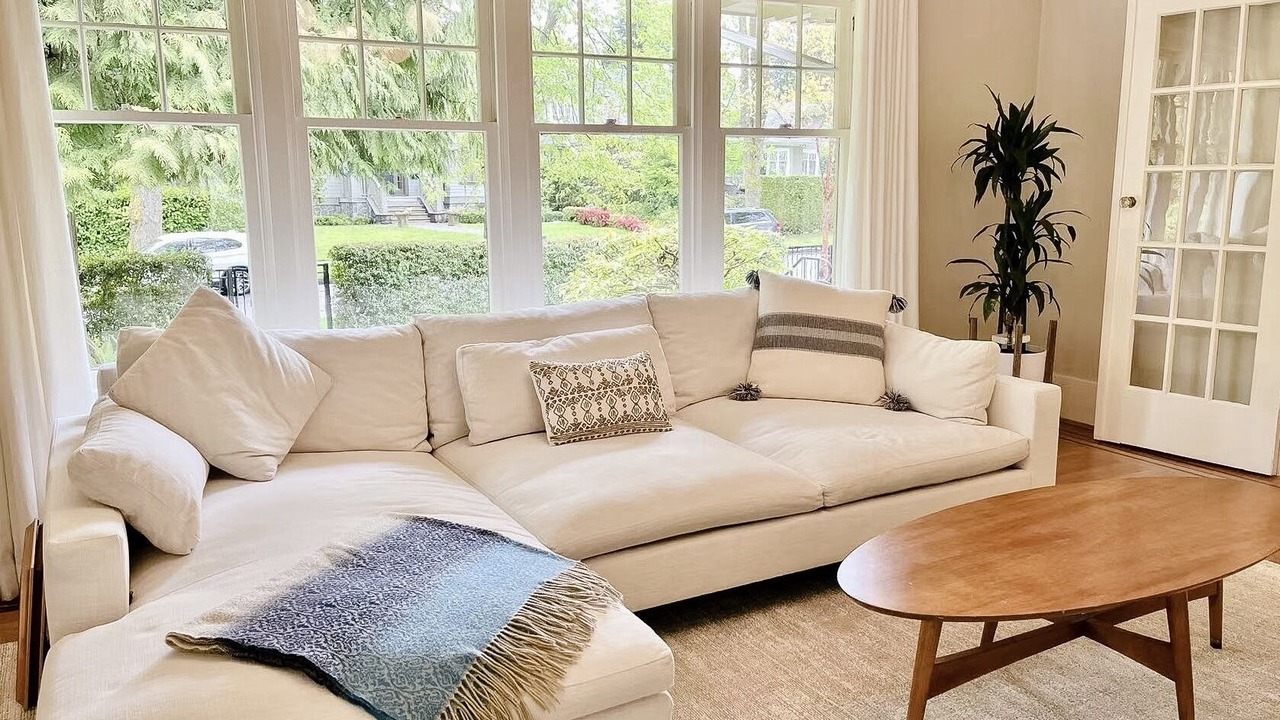 Photo of Livingroom in Shaughnessy