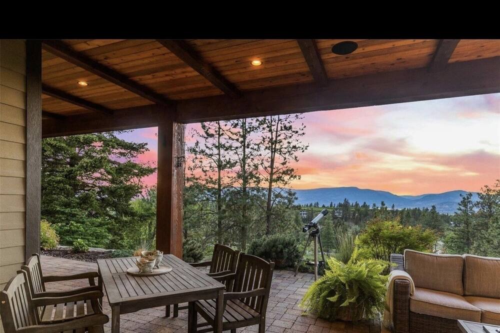 Photo of Outdoor in Southeast Kelowna