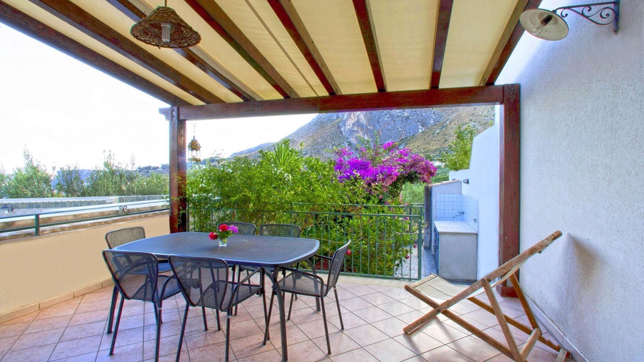 Photo of Outdoor in Macari