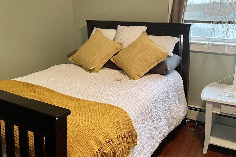 Photo of Bedroom in Clark's Harbour