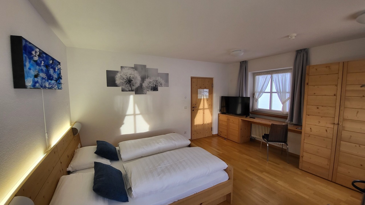 Photo of Bedroom in Gais