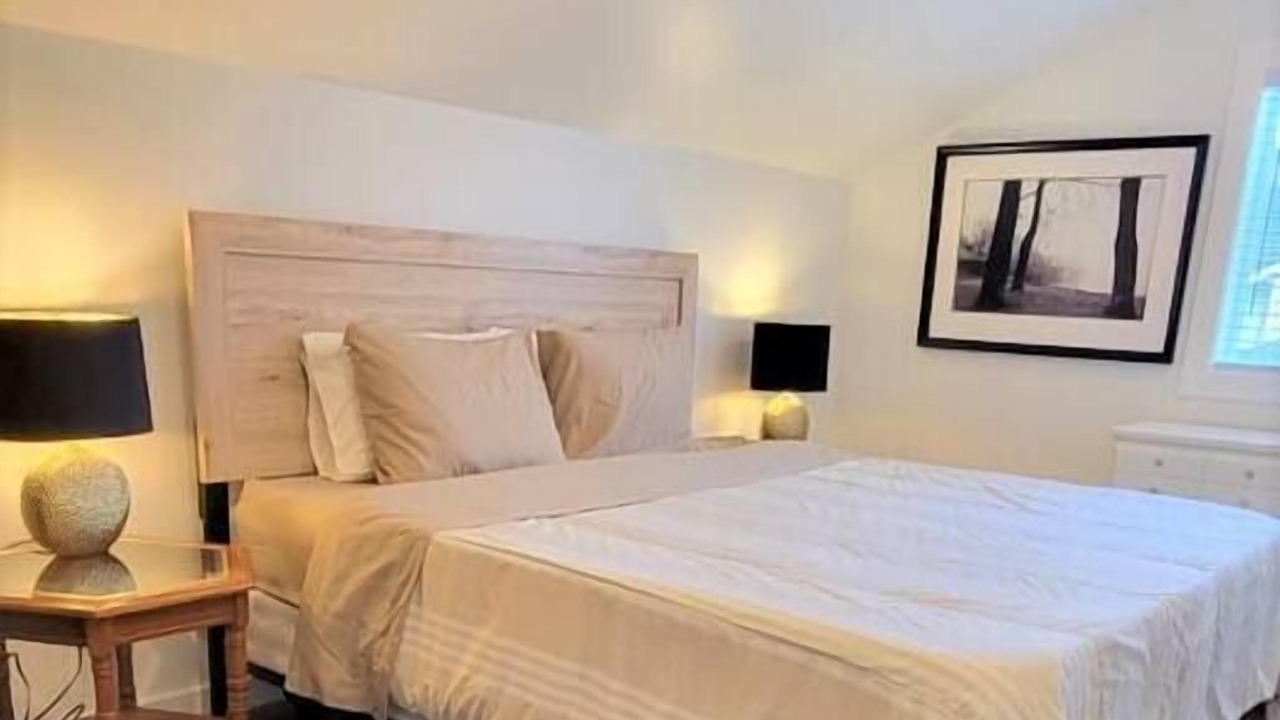 Photo of Bedroom in North Glenmore
