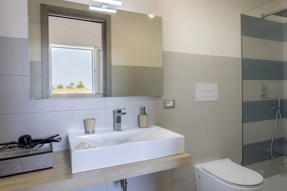 Photo of Bathroom in Digerbato