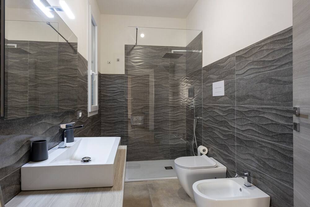 Photo of Bathroom in Digerbato