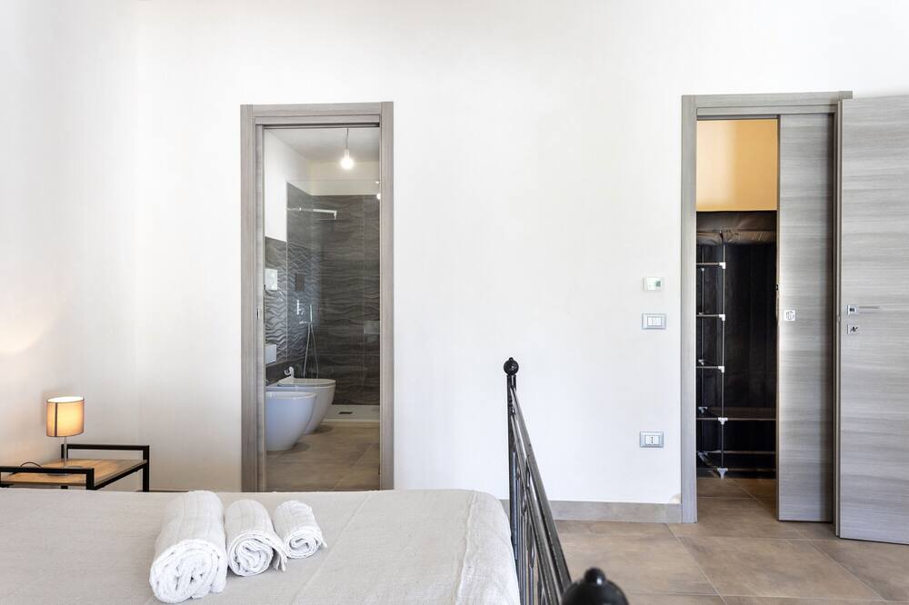 Photo of Bedroom in Digerbato