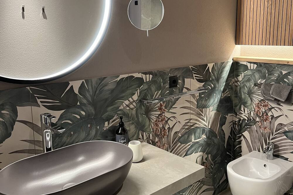 Photo of Bathroom in Lutago