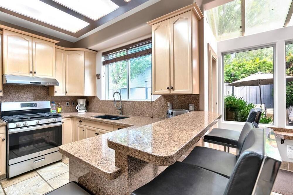 Photo of Kitchen in Central Okanagan