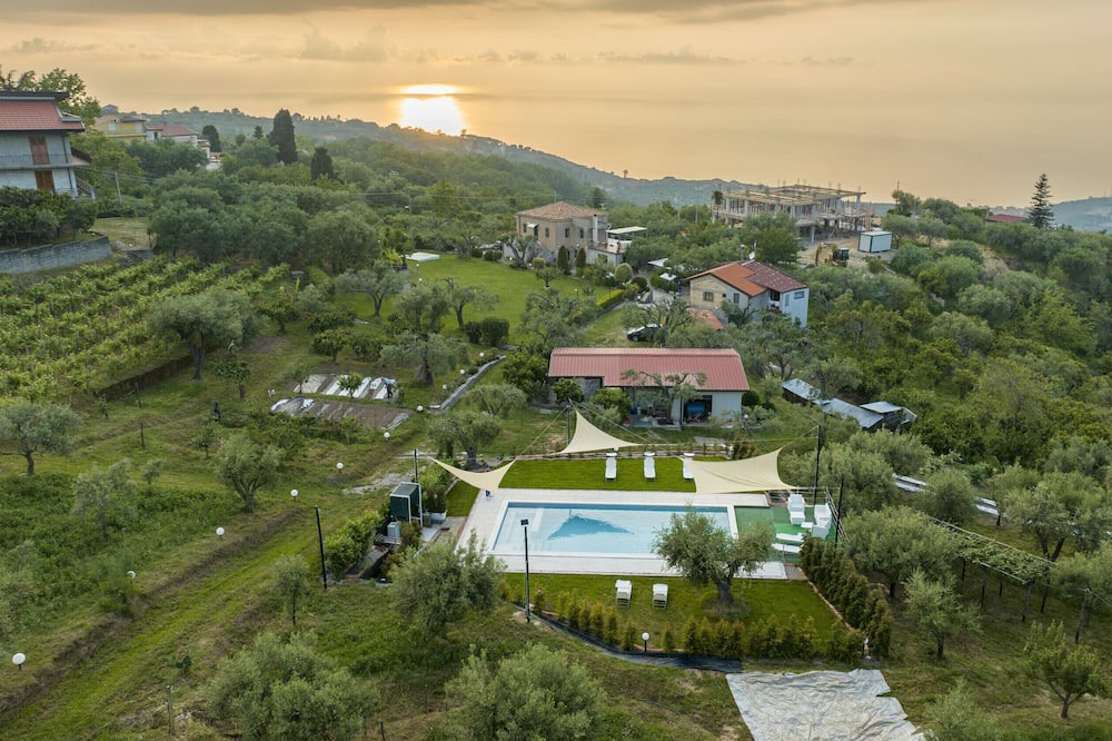 Photo of Outdoor in Naso