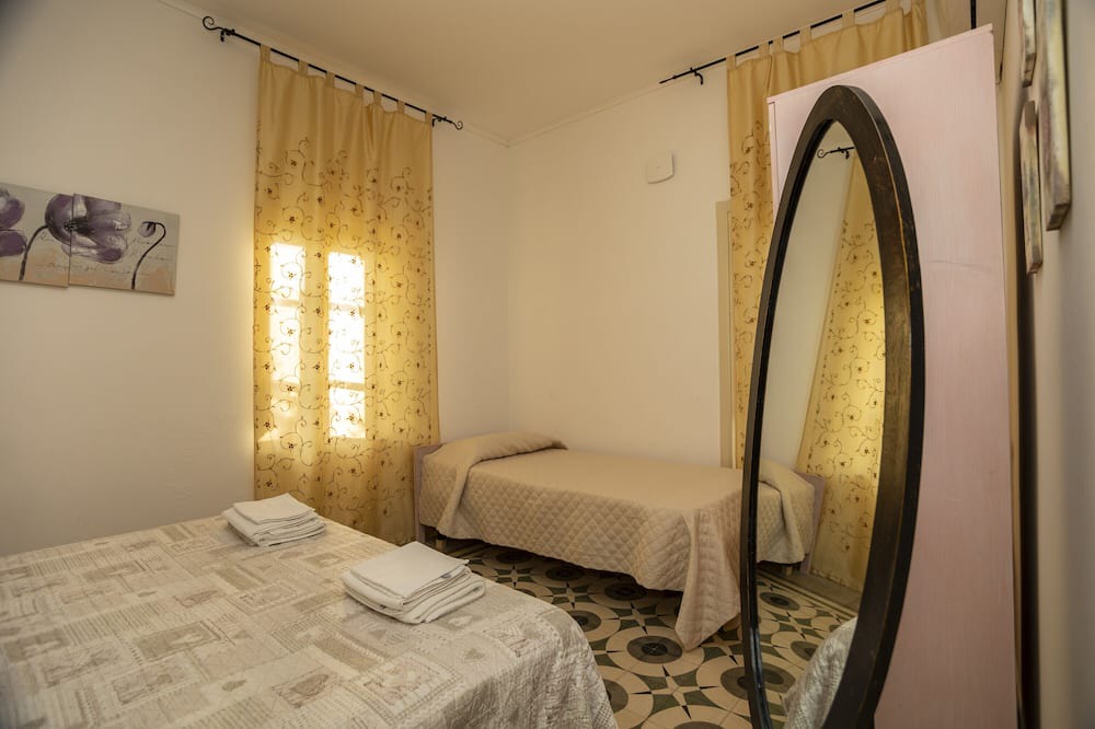 Photo of Bedroom in Naso