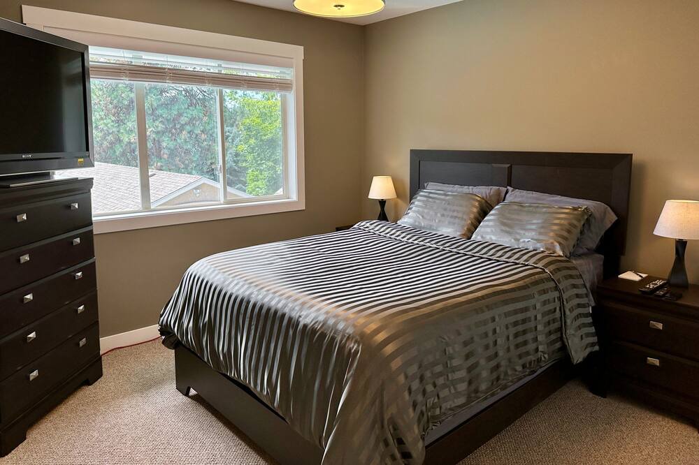 Photo of Bedroom in Gallaghers Canyon