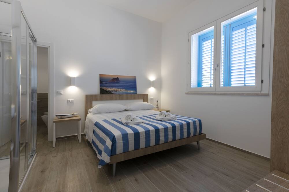 Photo of Bedroom in Marettimo