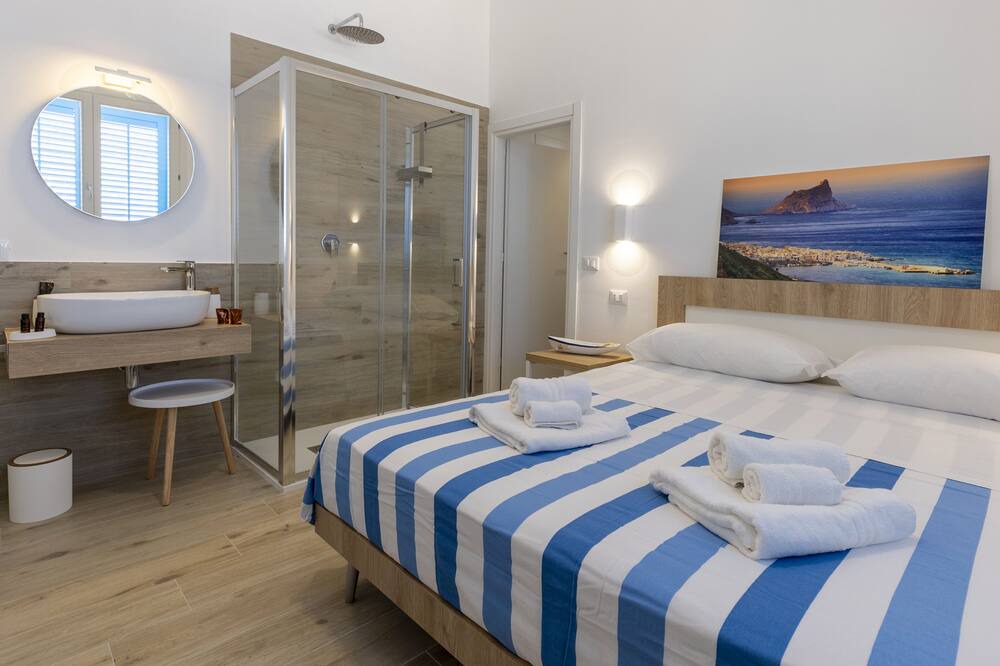 Photo of Bedroom in Marettimo