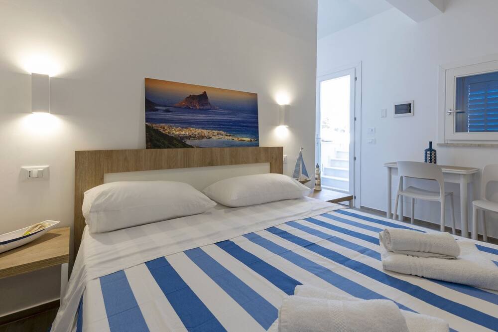 Photo of Bedroom in Marettimo
