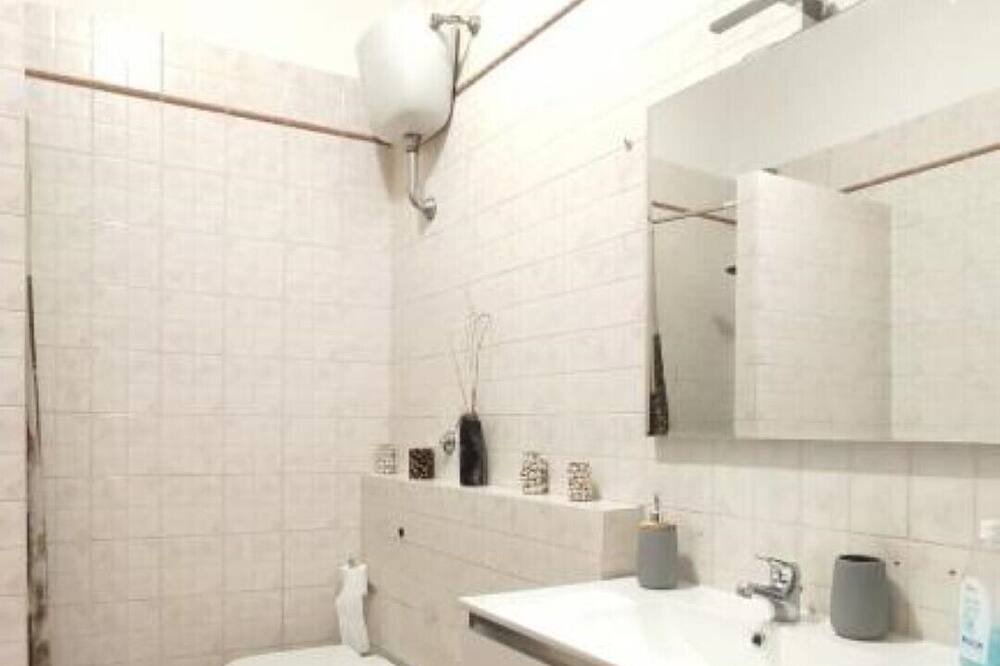 Photo of Bathroom in Nettuno