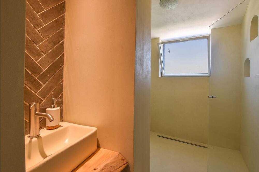 Photo of Bathroom in Balestrate