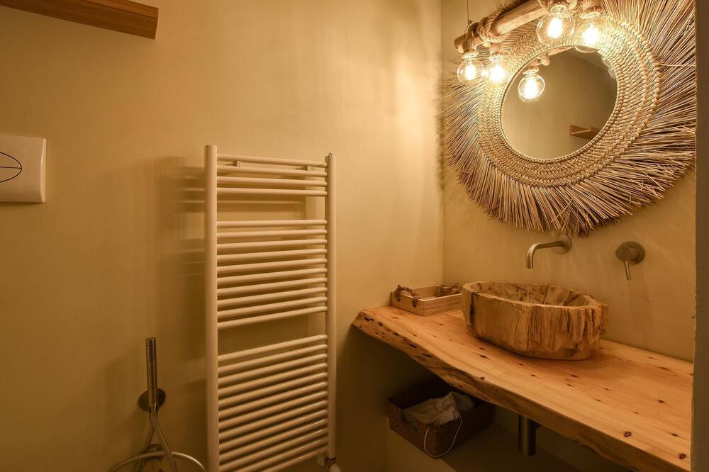 Photo of Bathroom in Balestrate
