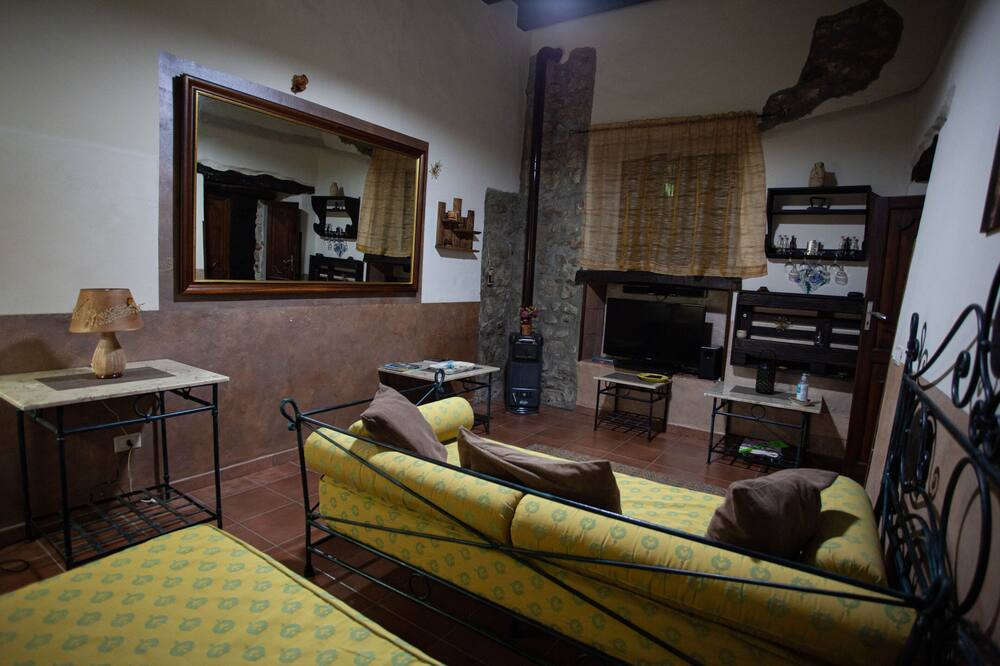 Photo of Livingroom in Scillato