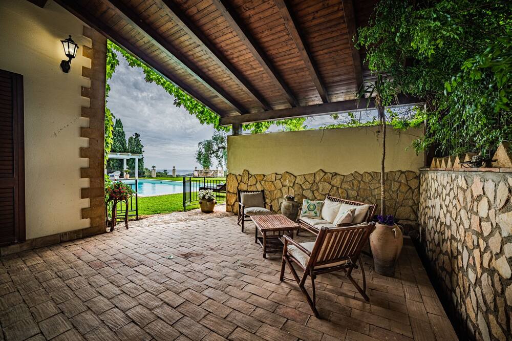 Photo of Patio Balcony in Ribera