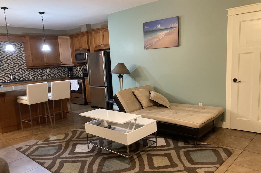 Photo of Livingroom in Central Okanagan