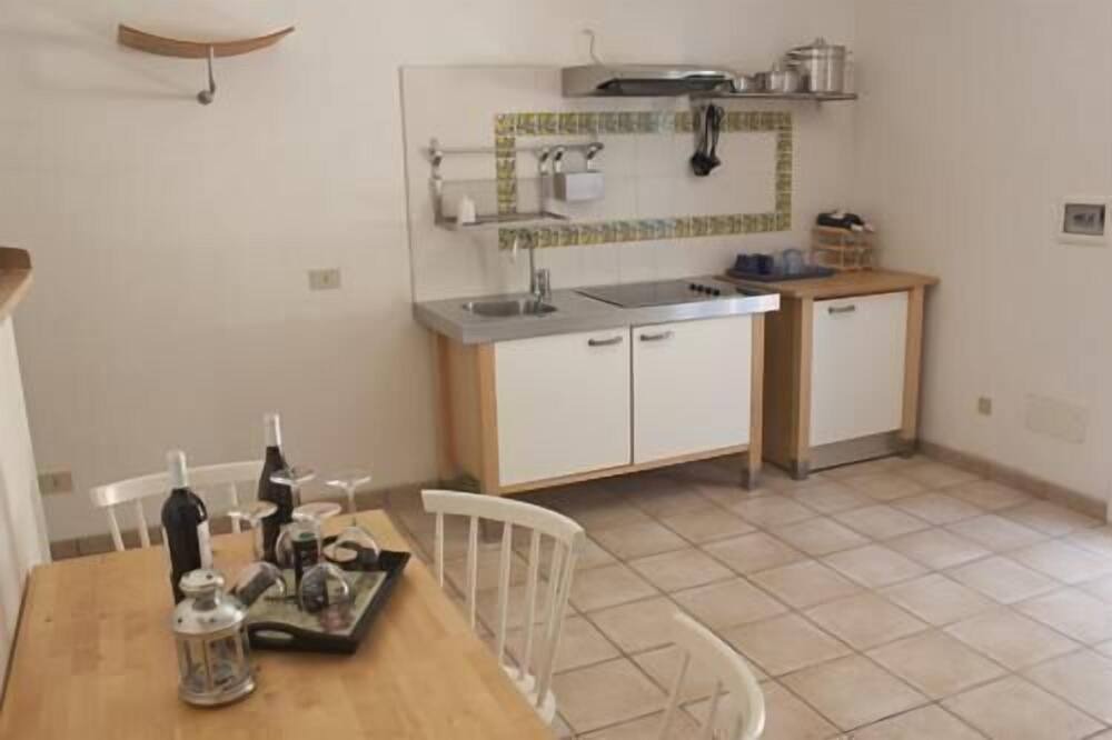 Photo of Kitchen in Marettimo