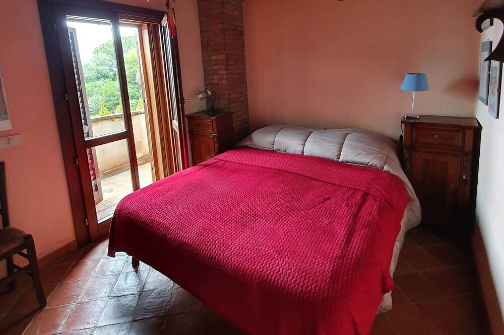 Photo of Bedroom in Pollina