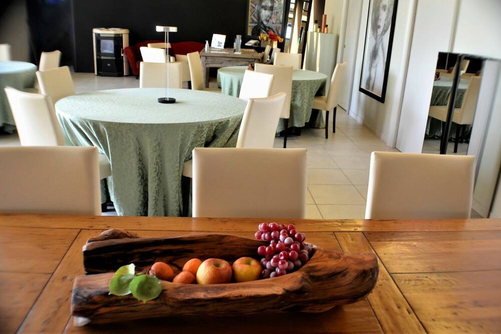 Photo of Livingroom in Chianni