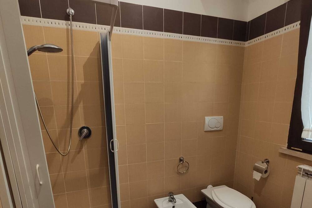 Photo of Bathroom in Nettuno