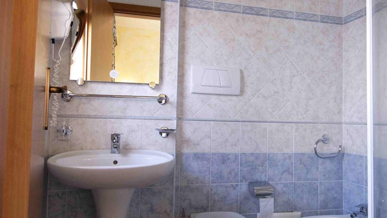 Photo of Bathroom in Anzio