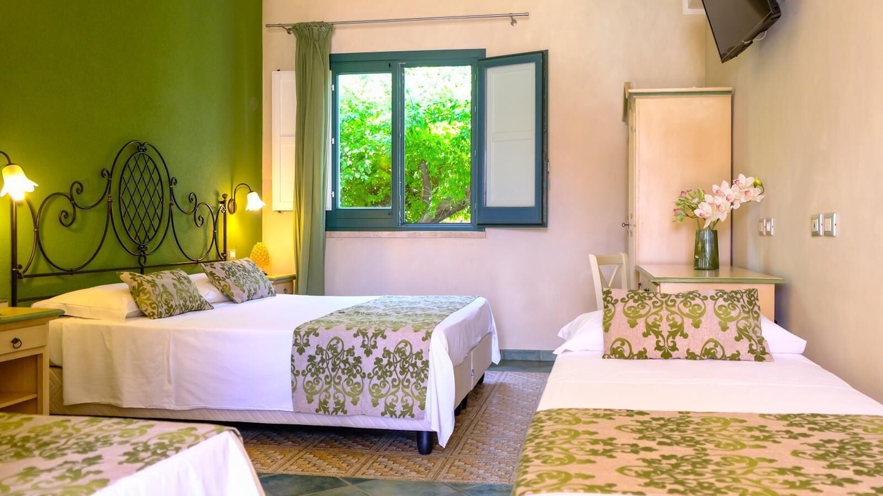Photo of Bedroom in Scopello