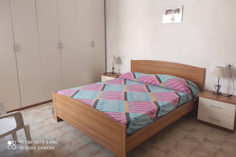 Photo of Bedroom in S'Archittu
