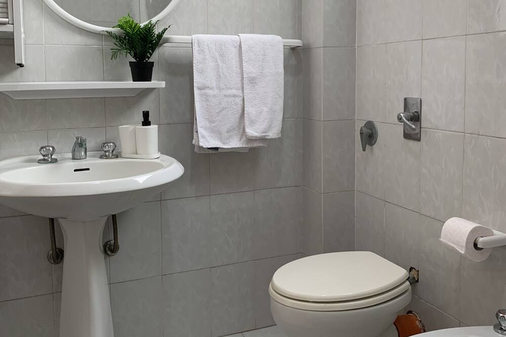 Photo of Bathroom in Partinico