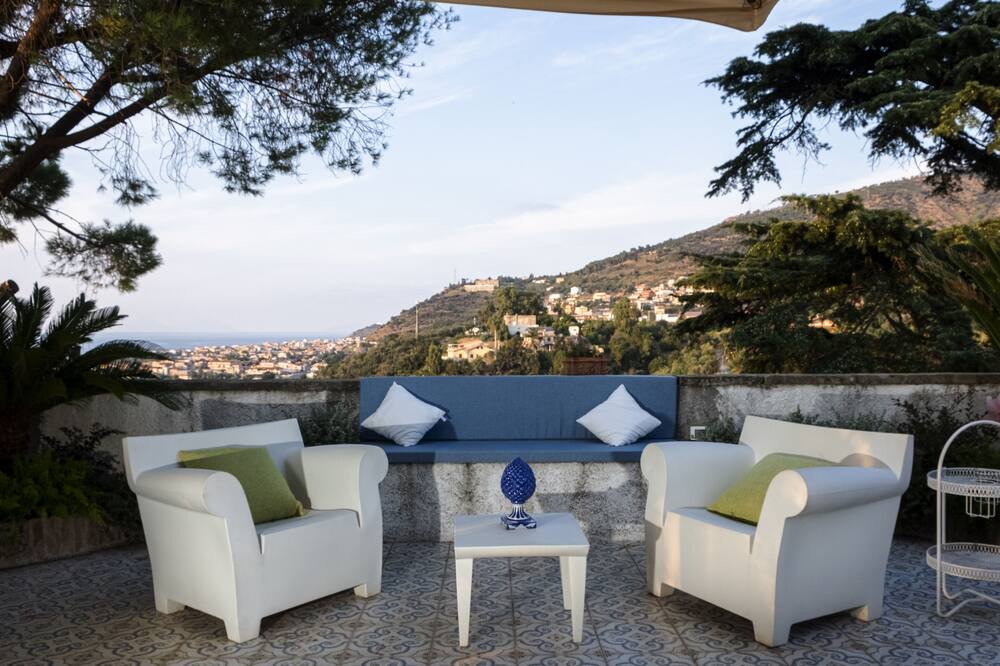 Photo of Patio Balcony in Capo d'Orlando
