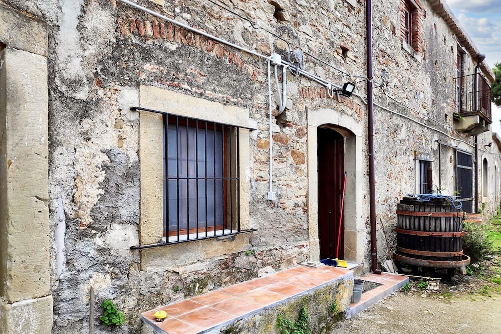 Photo of Outdoor in Mongiove
