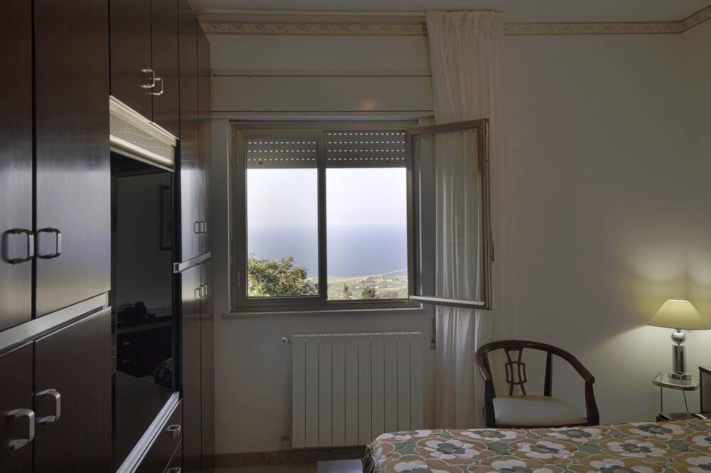 Photo of Bedroom in Paparella