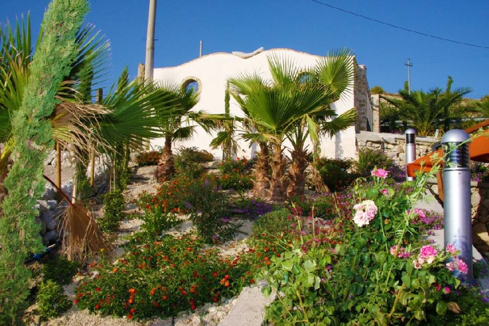 Photo of Outdoor in Bompensiere