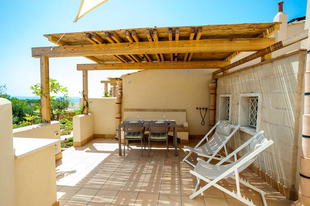 Photo of Patio Balcony in Levanzo