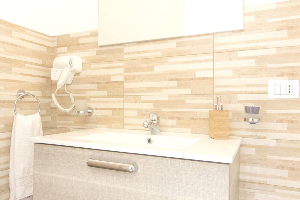 Photo of Bathroom in Marsala