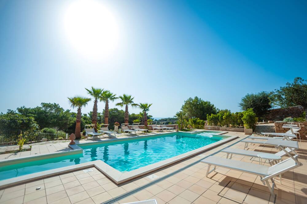 Photo of Outdoor in Levanzo